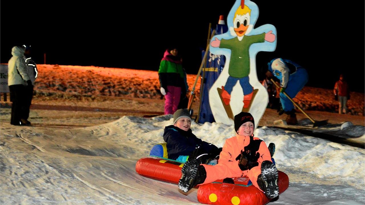 Foto: © TV Olang Event Snow Tubing by night